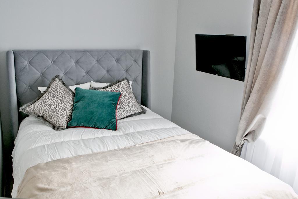 Elegant City Center Apartment 7B Краков Экстерьер фото